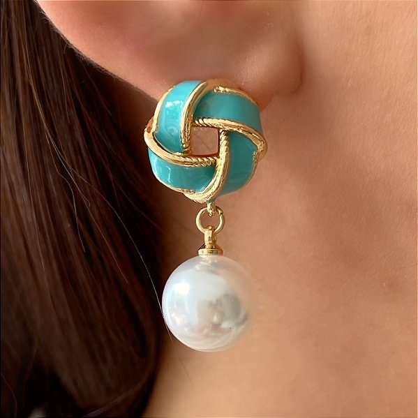 BRINCO ENTRELAÇADO ESMALTADO PÉROLA PENDENTE G2 BIJU