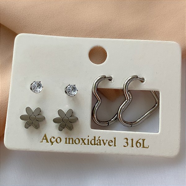 BRINCO KIT ARGOLA CORAÇÃO, FLOR E ZIRCÔNIA AÇO 316L⭐️