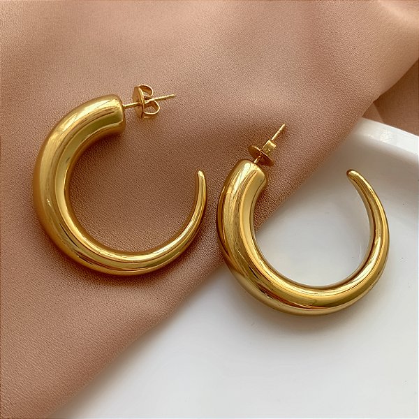 BRINCO ARGOLA FIO AFUNILADO M DOURADO AÇO 316L⭐️