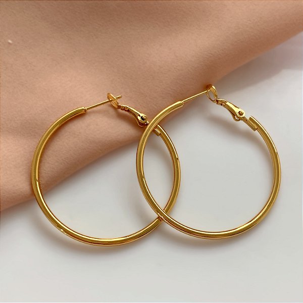 BRINCO ARGOLA CLÁSSICA P FECHO ENCAIXE DOURADO AÇO 316L⭐️