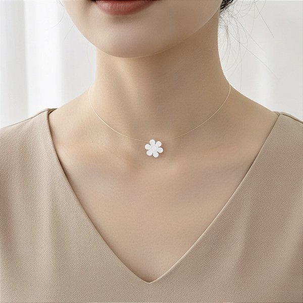 COLAR FIO DE NYLON FLOR FOLHEADO A PRATA⭐️