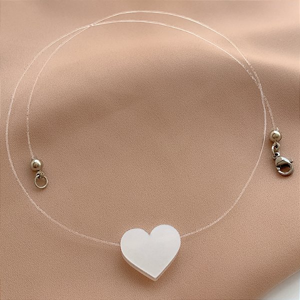 COLAR FIO DE NYLON CORAÇÃO FOLHEADO A PRATA⭐️