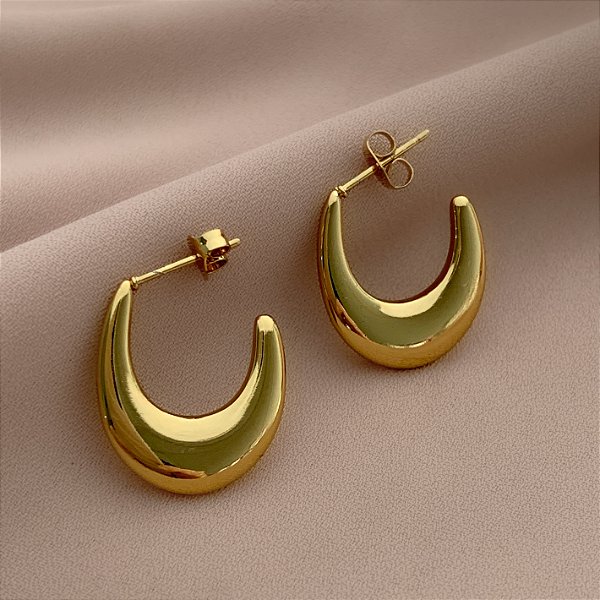 BRINCO ARGOLA CANOA LISA ACHATADA P DOURADO AÇO 316L⭐️