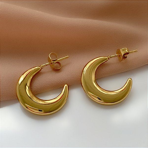 BRINCO ARGOLA MEIA LUA P DOURADO AÇO 316L⭐️