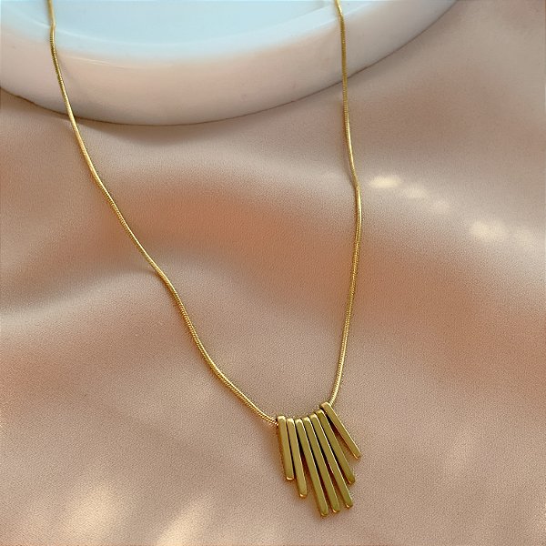 COLAR PALITINHOS VERTICAIS DOURADO AÇO 316L PREMIUM⭐️