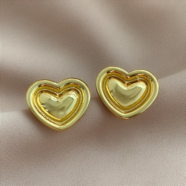 BRINCO CORAÇÃO BORDA BOLEADA DOURADO AÇO 316L⭐️