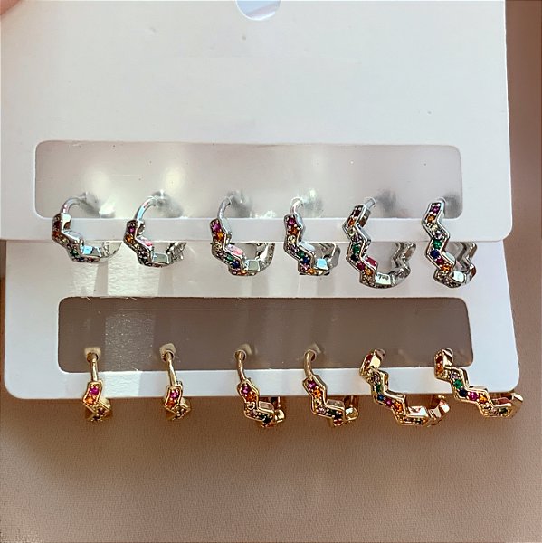 BRINCO KIT ARGOLINHAS ZIG ZAG ZIRCÔNIAS COLORIDAS BIJU