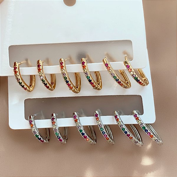 BRINCO KIT ARGOLINHAS FORMATO FOLHA ZIRCÔNIAS COLORIDAS BIJU