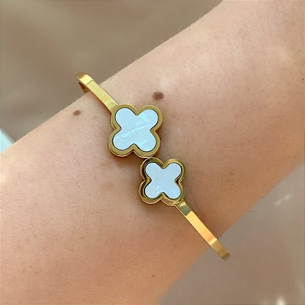 PULSEIRA / BRACELETE TREVOS RESINADOS DOURADO AÇO 316L⭐️