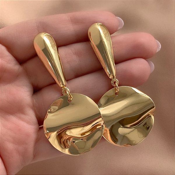 BRINCO GOTA ALONGADA E CÍRCULO MARTELADO BIJU