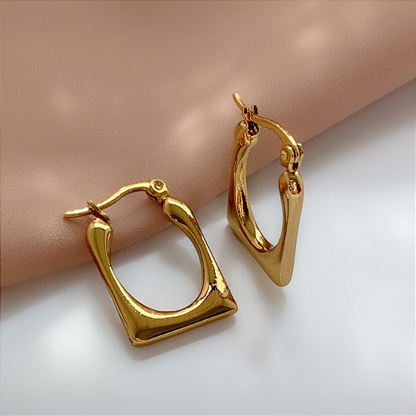 BRINCO ARGOLA RETANGULAR FECHO ITALIANO DOURADO AÇO 316L⭐️