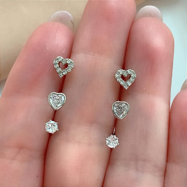 BRINCO KIT CORAÇÕES HIPOALERGÊNICO FOLHEADO A RÓDIO⭐️