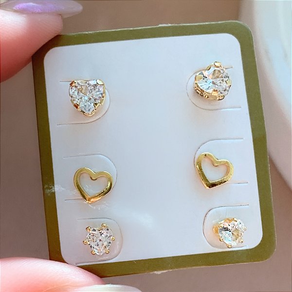 BRINCO KIT CORAÇÃO ZIRCÔNIA E CORAÇÃO VAZADO FOLHEADO A OURO 18K⭐