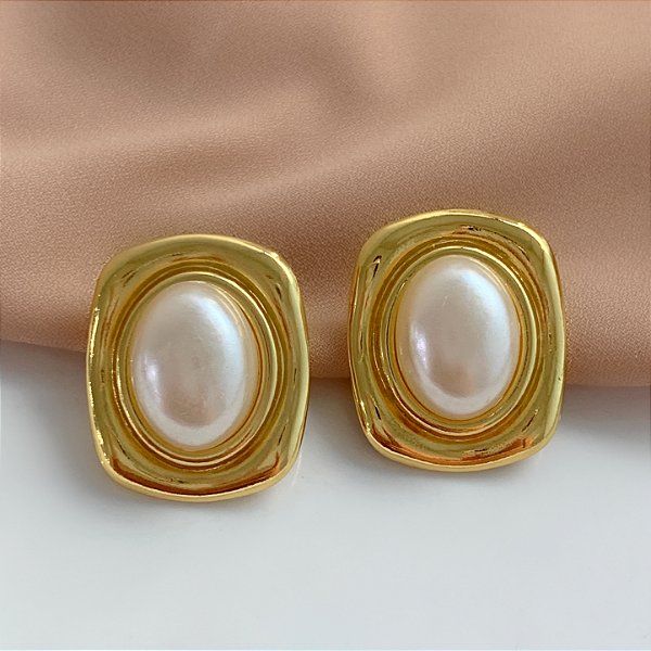 BRINCO RETANGULAR COM PÉROLA DOURADO AÇO 316L ⭐️