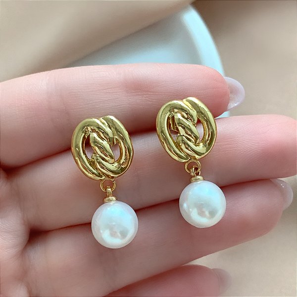 BRINCO ENTRELAÇADO COM PÉROLA PENDENTE DOURADO AÇO 316L⭐️