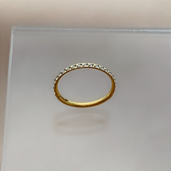 PIERCING NARIZ ARGOLINHA SEGMENTO FINO CRAVEJADO ZIRCÔNIAS 8MM TITÂNIO GOLD SEMIJOIA PARA PERFURAÇÃO⭐️