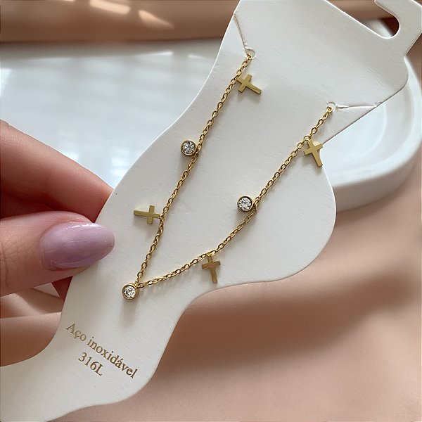 TORNOZELEIRA PINGENTE CRUZ E ZIRCÔNIA DOURADO AÇO 316L⭐️