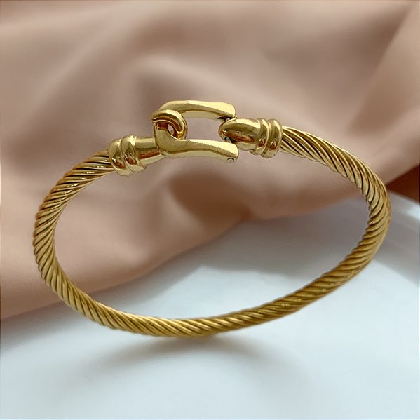 PULSEIRA / BRACELETE TORCIDA FIVELA DOURADO AÇO 316L⭐️