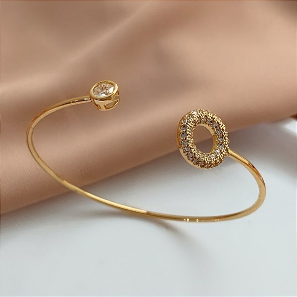 PULSEIRA / BRACELETE VAZADA CRAVEJADA E PONTO DE LUZ BIJU