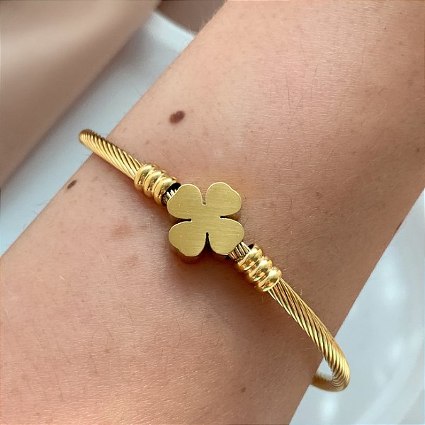 PULSEIRA / BRACELETE TORCIDO TREVO DOURADO AÇO 316L⭐️
