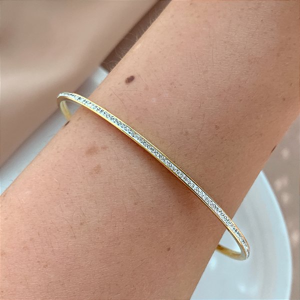 PULSEIRA / BRACELETE ARO FIO DE ZIRCÔNIAS DOURADO AÇO 316L⭐️