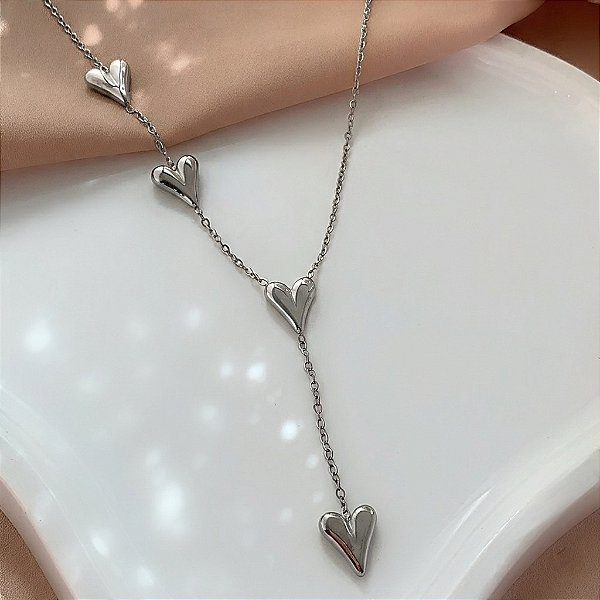 COLAR GRAVATINHA CORAÇÕES CLÁSSICOS AÇO 316L⭐️
