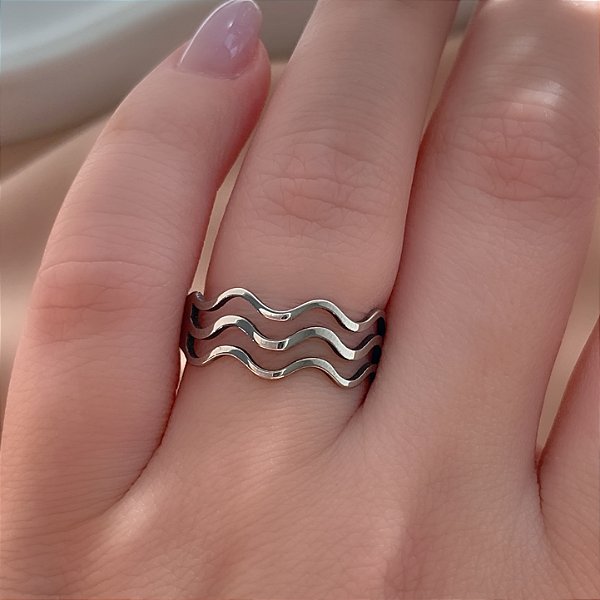 ANEL TRÊS ONDINHAS AÇO 316L⭐️