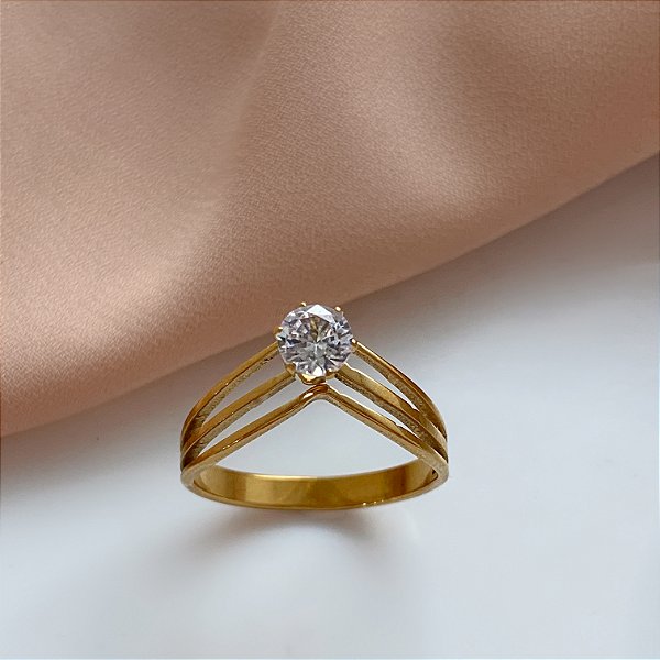 ANEL FIOS EM "V" PEDRA ZIRCÔNIA DOURADO AÇO 316L⭐️