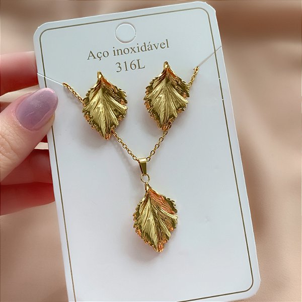 COLAR E BRINCO KIT FORMATO FOLHA DOURADO AÇO 316L⭐️