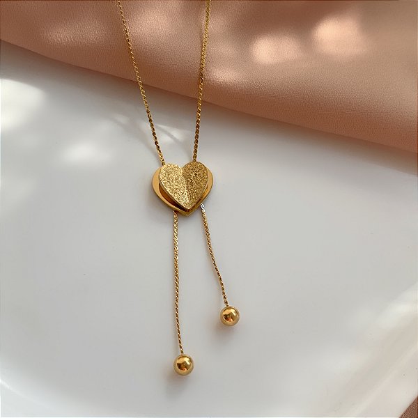 COLAR GRAVATINHA CORAÇÃO TEXTURIZADO DOURADO AÇO 316L⭐️