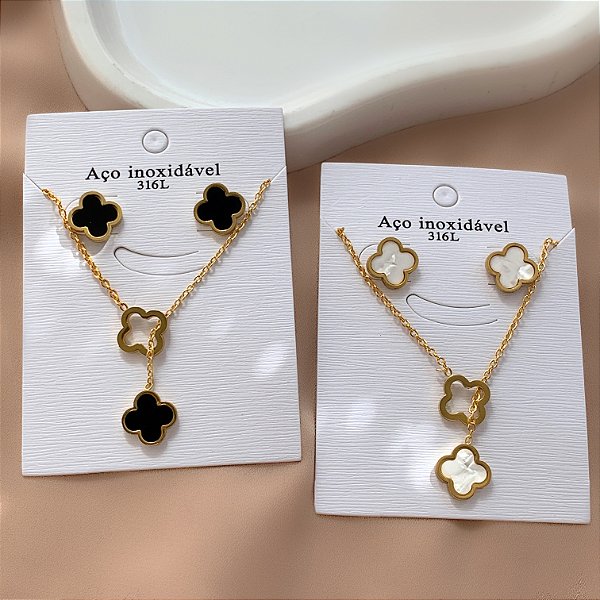 COLAR E BRINCO KIT GRAVATINHA TREVOS RESINADOS TRANSPASSADOS DOURADO AÇO 316L⭐️