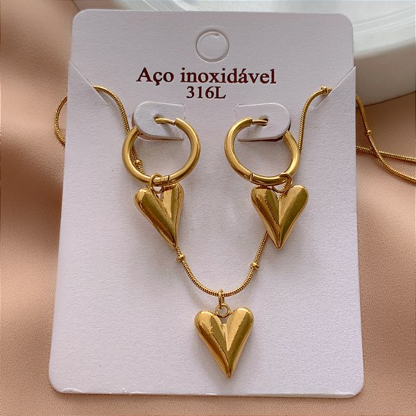 COLAR E BRINCO CORAÇÃO CLÁSSICO LISO DOURADO AÇO 316L⭐️