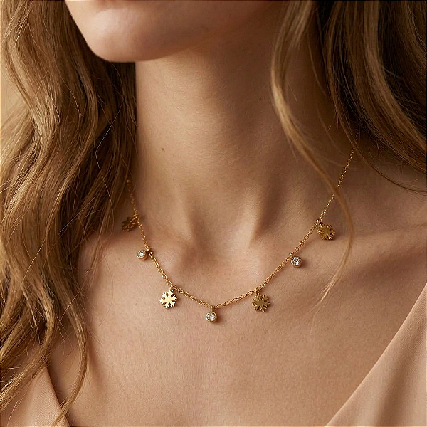 COLAR CORRENTE BOLINHAS PINGENTES PONTO DE LUZ E FLOQUINHOS DE NEVE DOURADO AÇO 316L⭐️