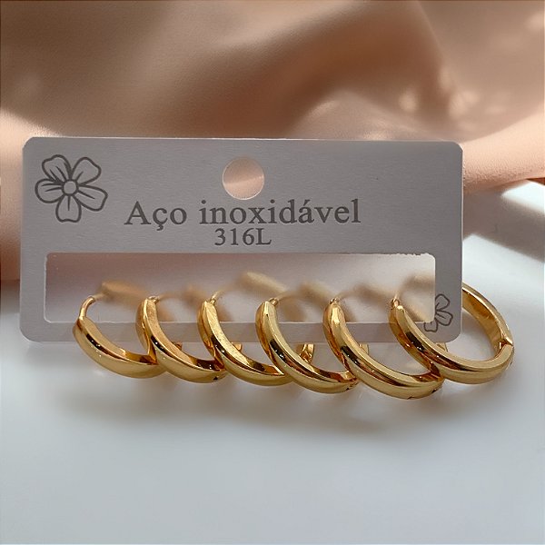 BRINCO KIT ARGOLINHAS BOLEADAS BORDAS ACHATADAS DOURADO AÇO 316L⭐️