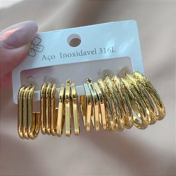 BRINCO KIT ARGOLAS DIFERENTES TRÊS FIOS LISOS E TEXTURIZADOS DOURADO AÇO 316L⭐️