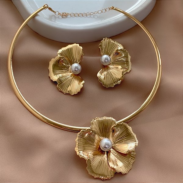 COLAR E BRINCO KIT ARO FLOR COM PÉROLA BIJU