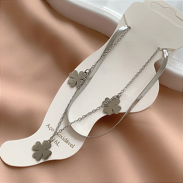 TORNOZELEIRA DUPLA FITA FINA E PINGENTE TREVO AÇO 316L⭐️