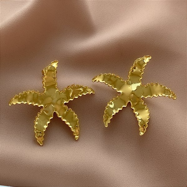 BRINCO ESTRELA DO MAR BORDA FRANZIDA DOURADO AÇO 316L⭐️