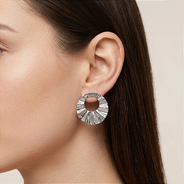 BRINCO CÍRCULO ASSIMÉTRICO FRANZIDO AÇO 316L⭐️