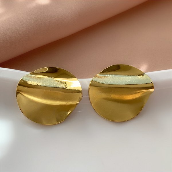 BRINCO REDONDO ONDULADO DOURADO AÇO 316L⭐️