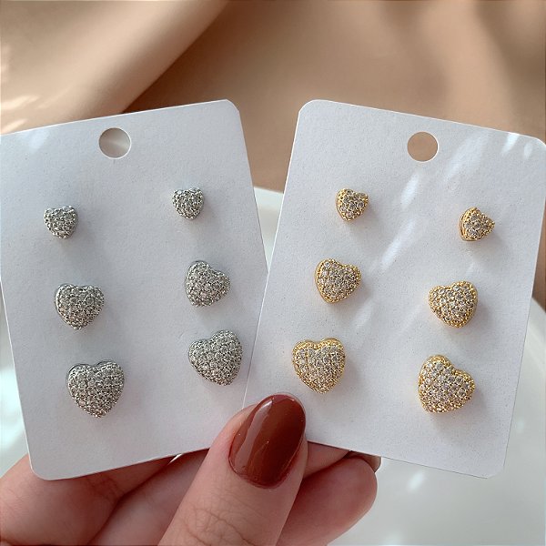 BRINCO KIT CORAÇÕES CRAVEJADOS EM ZIRCÔNIAS BIJU