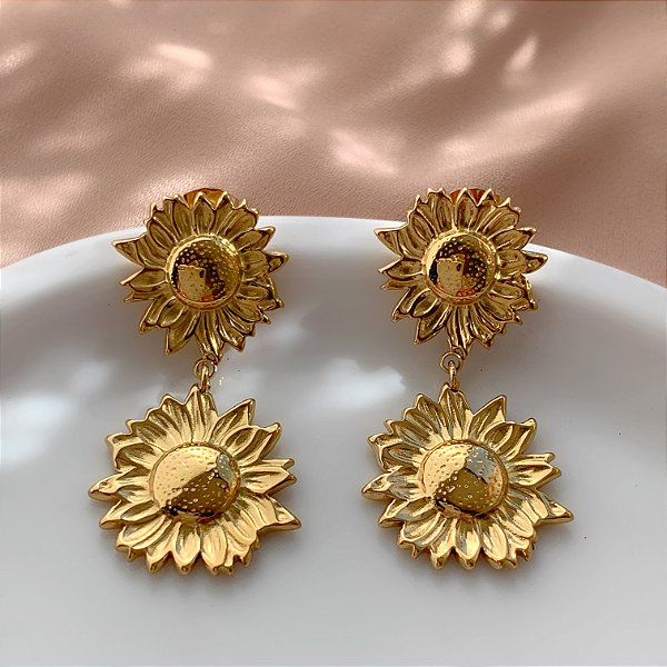 BRINCO GIRASSÓIS DOURADO AÇO 316L⭐️