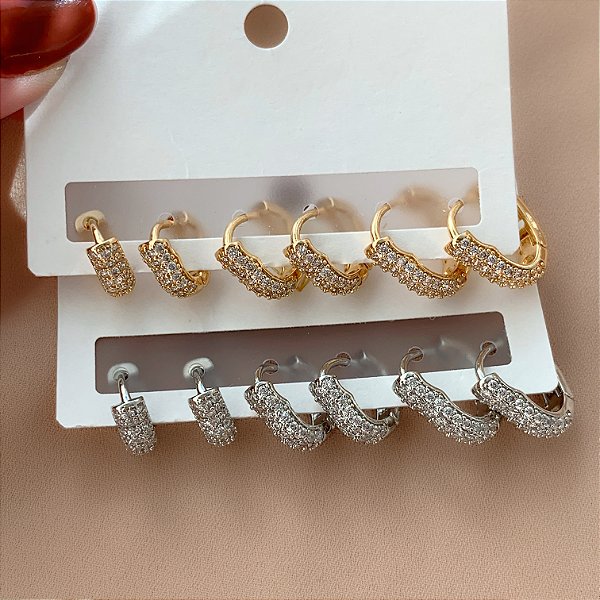 BRINCO KIT ARGOLAS DE CORAÇÃO CRAVEJADAS ZIRCÔNIAS BIJU