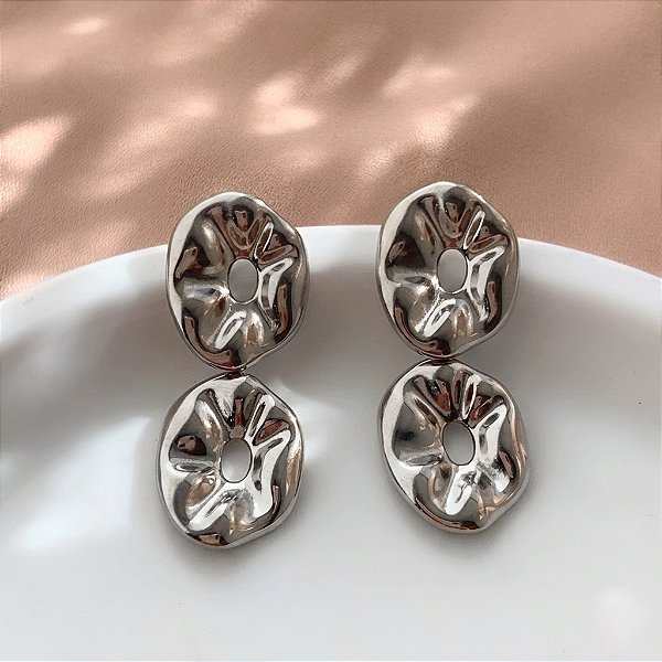 BRINCO CHAPINHAS OVAIS MARTELADAS AÇO 316L⭐️