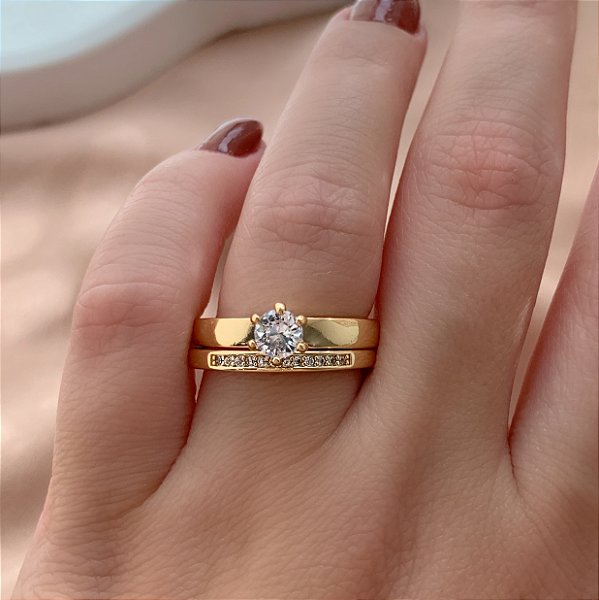 ANEL KIT ALIANÇA CRAVEJADA E SOLITÁRIO ZIRCÔNIA DOURADO BIJU
