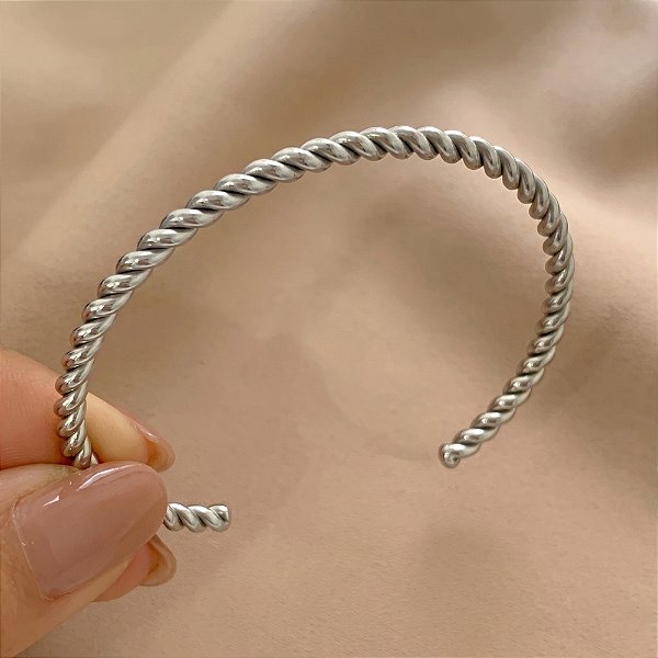PULSEIRA/ BRACELETE FIO TORCIDO AÇO 316L⭐️