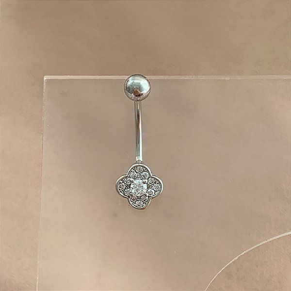 PIERCING UMBIGO TREVO DELICADO ZIRCÔNIAS 10MM HASTE AÇO 316L FOLHEADO A RÓDIO SEMIJOIA PARA ATUALIZAÇÃO⭐️