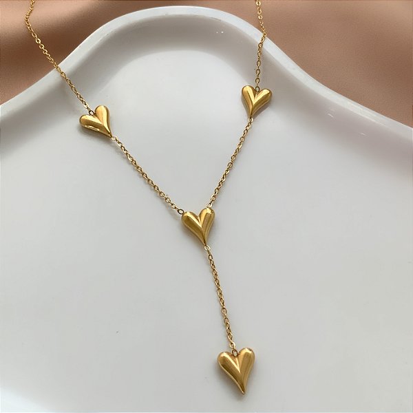 COLAR ESTILO GRAVATINHA CORAÇÕES SLIM DOURADO AÇO 316L⭐️