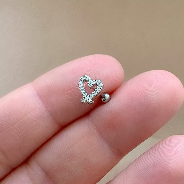 PIERCING TRÁGUS / CARTILAGEM CORAÇÃO CRUZADO ZIRCÔNIAS 6MM HASTE AÇO 316L FOLHEADO A RÓDIO SEMIJOIA PARA ATUALIZAÇÃO⭐️