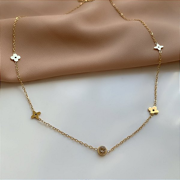 COLAR DELICADO MINI TREVOS E ZIRCÔNIA DOURADO AÇO 316L⭐️